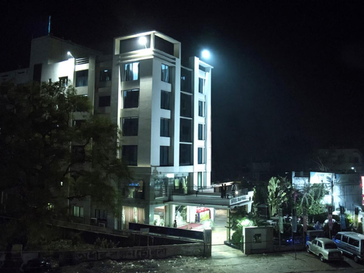 Hotel Sunshine Baharampur Екстер'єр фото